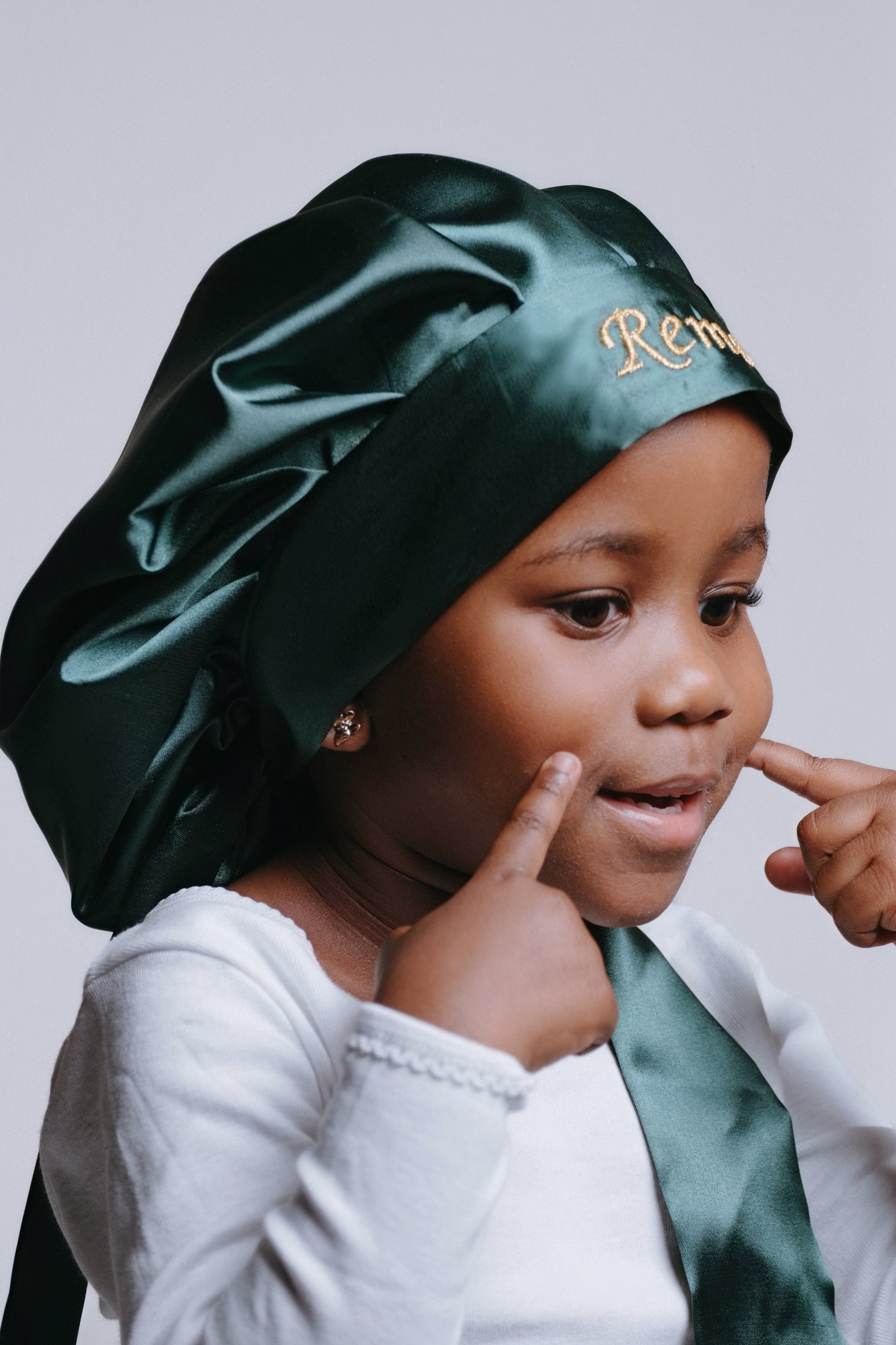Kids' Satin Bonnet Green – Salda Embroidery